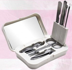 manicure-kit